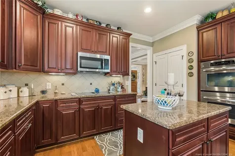 708 Essex Court Sanford NC 27332
