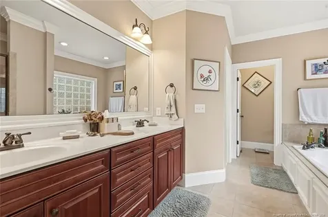 708 Essex Court Sanford NC 27332