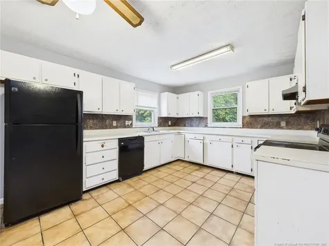 1540 Mack Street Spring Lake NC 28390