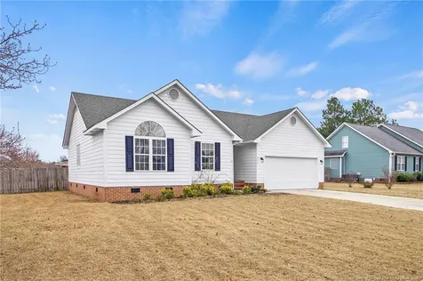 301 Stonewall Street Raeford NC 28376