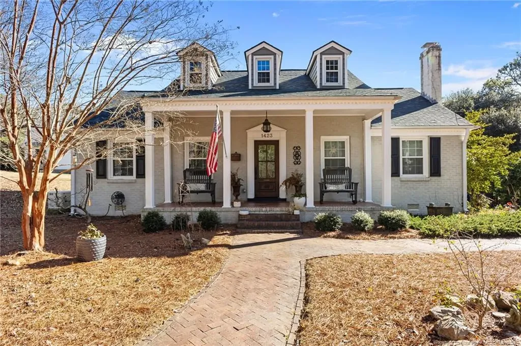 1423 Pine Valley Loop Fayetteville NC 28305