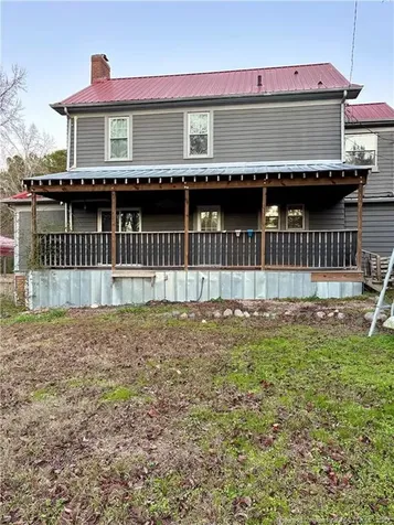 205 N College Street Red Springs NC 28377