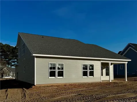 9806 Rockfish Road Raeford NC 28376