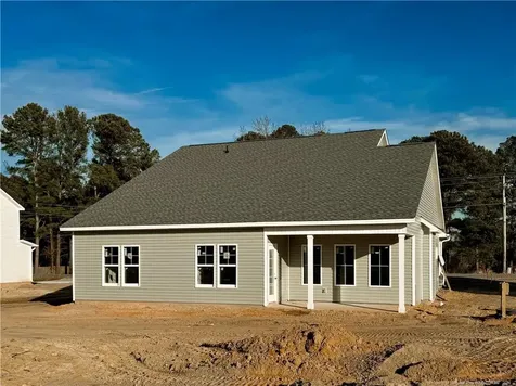 9806 Rockfish Road Raeford NC 28376