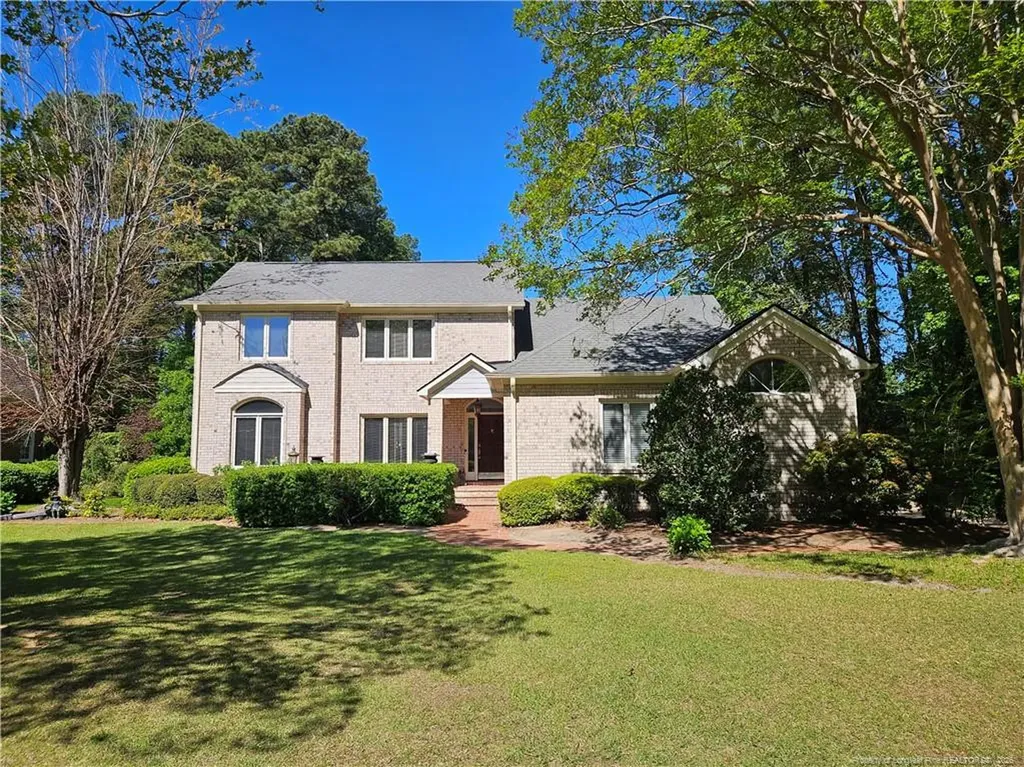 275 Courtyard Lane Fayetteville NC 28303