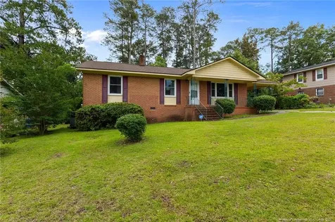 717 Shambrey Street Fayetteville NC 28301