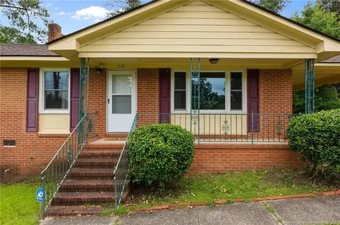 717 Shambrey Street Fayetteville NC 28301
