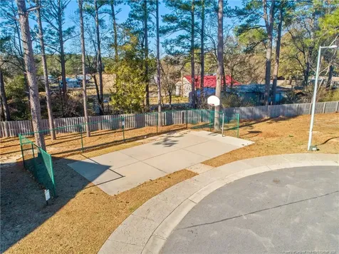 2622 Middle Branch Bend Fayetteville NC 28304