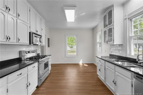 301 W Central Street Maxton NC 28364