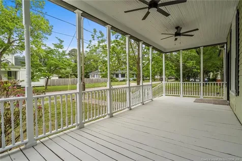 301 W Central Street Maxton NC 28364