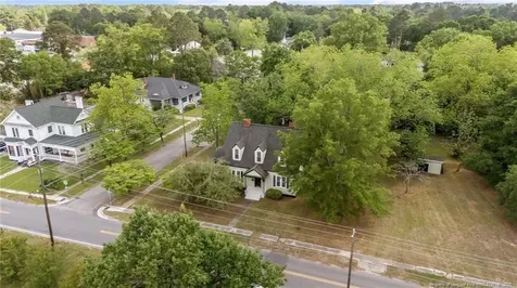 301 W Central Street Maxton NC 28364