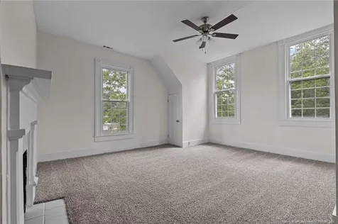 301 W Central Street Maxton NC 28364
