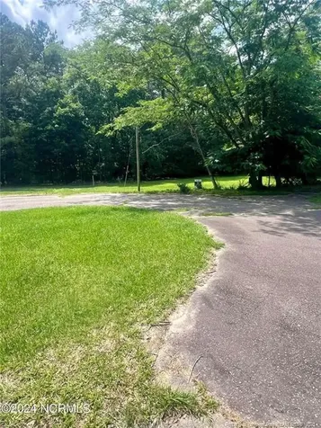 202 Millstone Court West End NC 27376