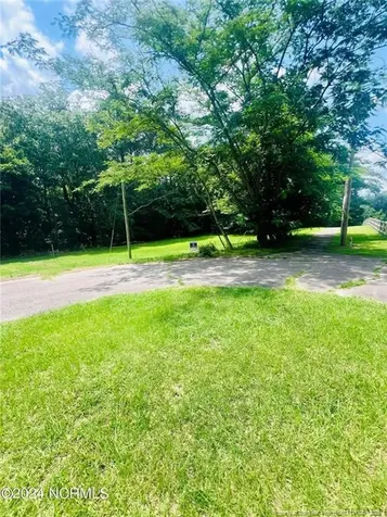 202 Millstone Court West End NC 27376