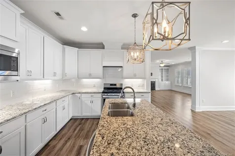 220 Hugh Shelton Loop Fayetteville NC 28301