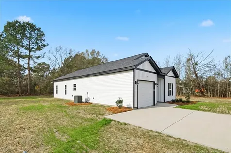1523 Mcbryde Lake Road Raeford NC 28376