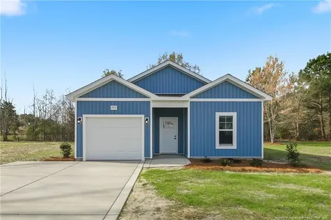 1515 Mcbryde Lake Road Raeford NC 28376