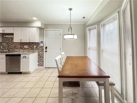 6813 Netherdale Drive Fayetteville NC 28314