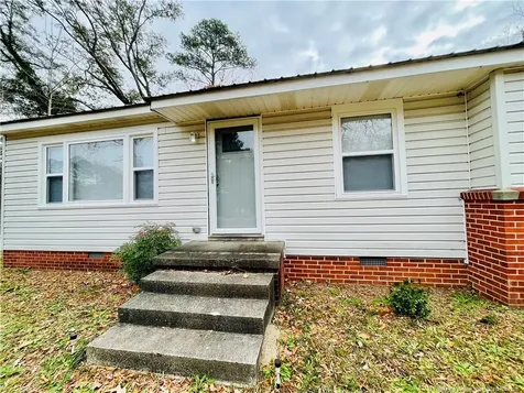 405 S Austin Street S Maxton NC 28364