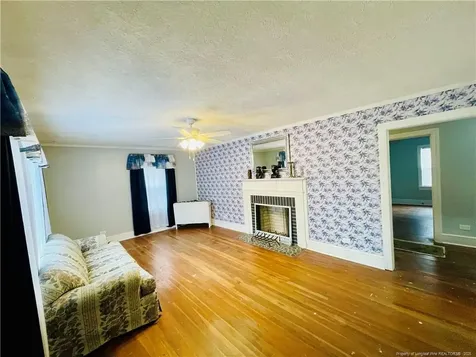 405 S Austin Street S Maxton NC 28364