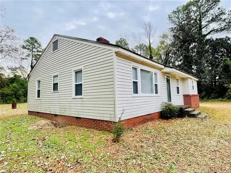 405 S Austin Street S Maxton NC 28364