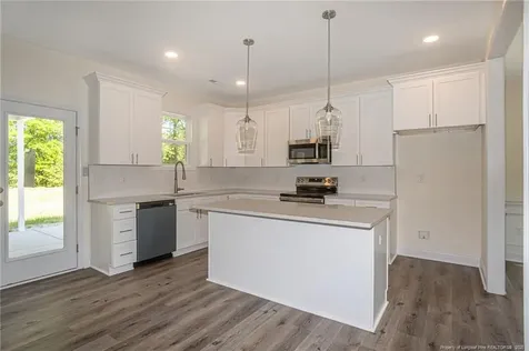 5835 James Allen Lane Stedman NC 28391