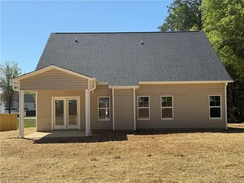 1905 Mandevilla Way Hope Mills NC 28348