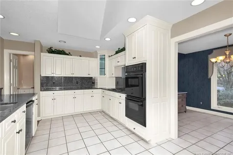 2003 Pinewood Terrace Fayetteville NC 28304