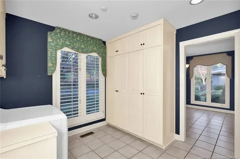 2003 Pinewood Terrace Fayetteville NC 28304