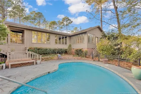 2003 Pinewood Terrace Fayetteville NC 28304