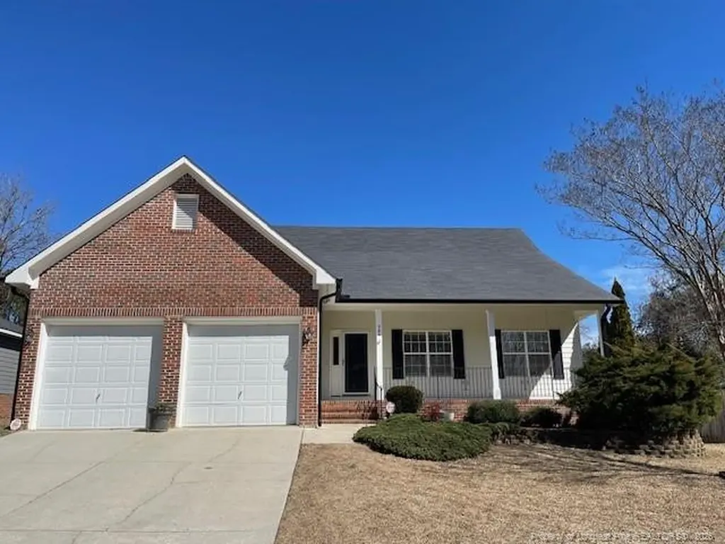 504 Bramblegate Road Hope Mills NC 28348