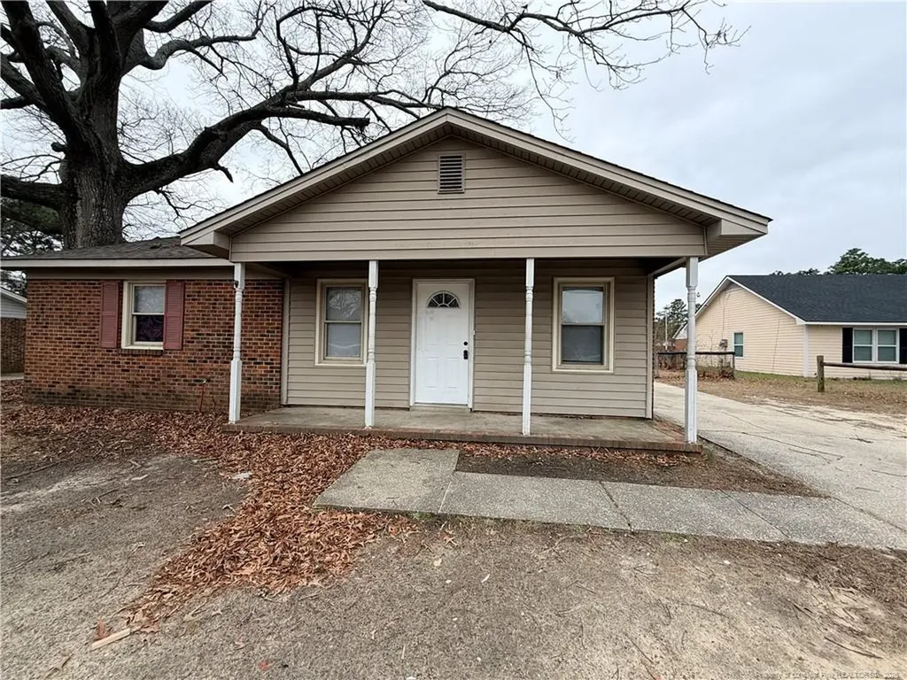 1015 Abrams Street Fayetteville NC 28311