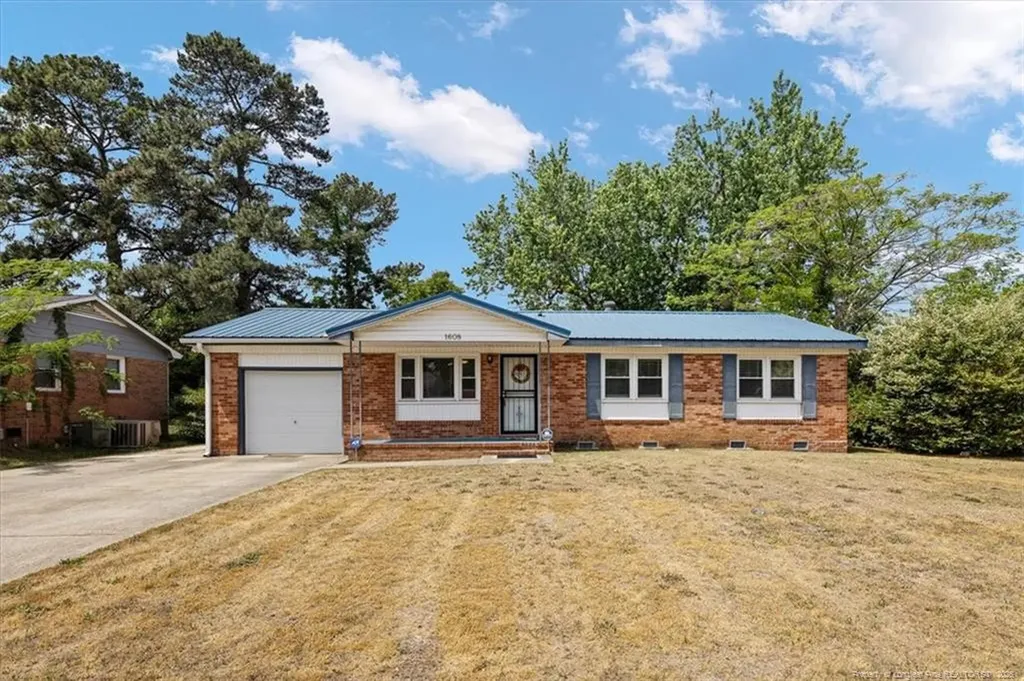 1608 Grandview Drive Fayetteville NC 28314