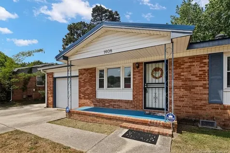 1608 Grandview Drive Fayetteville NC 28314
