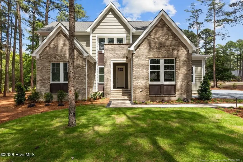 62 Mcmichael Drive Pinehurst NC 28374