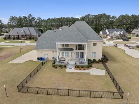 245 Stoneleigh Drive Fayetteville NC 28311