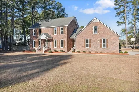 5400 Labrador Drive Hope Mills NC 28348