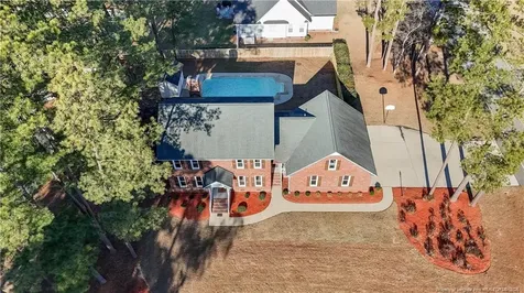 5400 Labrador Drive Hope Mills NC 28348