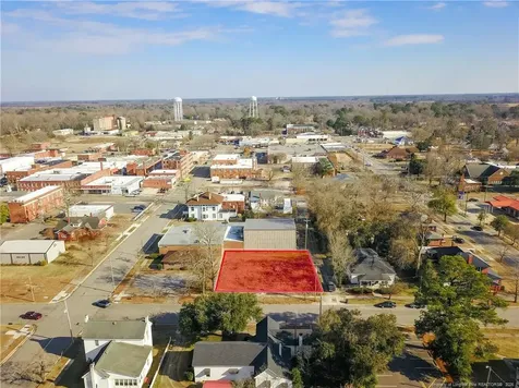 308 Everett Street Laurinburg NC 28352