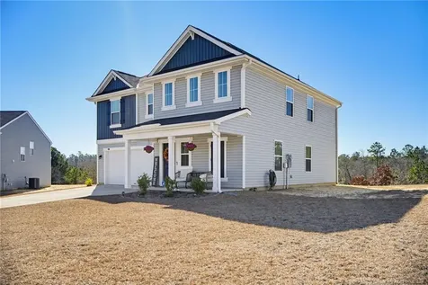 913 Sapphire Stone Lane Hope Mills NC 28348