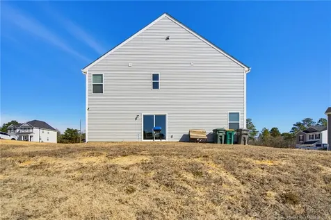 913 Sapphire Stone Lane Hope Mills NC 28348