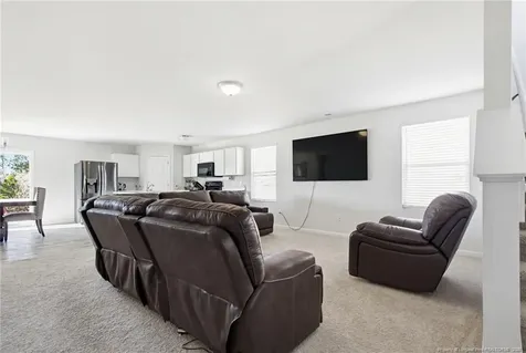 913 Sapphire Stone Lane Hope Mills NC 28348