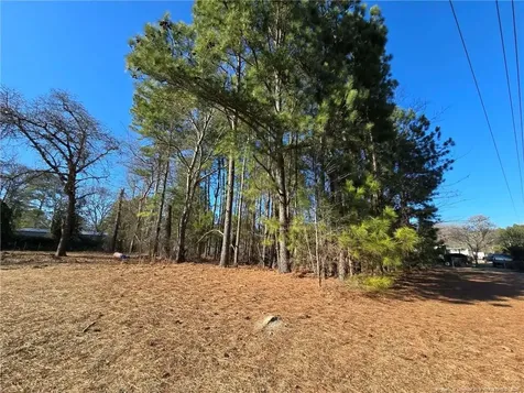 4026 Nursery Road Spring Lake NC 28390