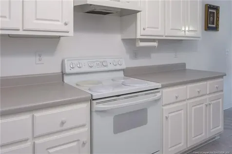 401 W Brocklyn Street Benson NC 27504