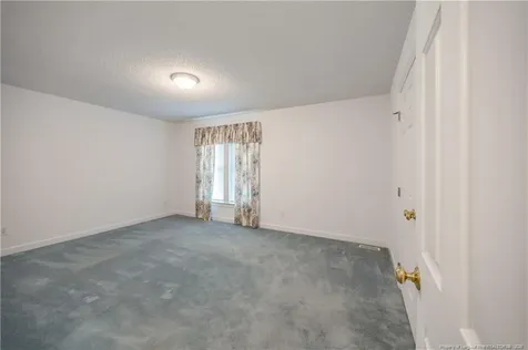 401 W Brocklyn Street Benson NC 27504