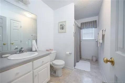 401 W Brocklyn Street Benson NC 27504
