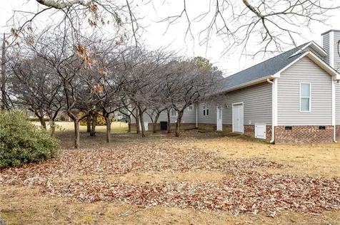 401 W Brocklyn Street Benson NC 27504