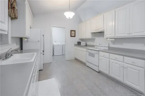 401 W Brocklyn Street Benson NC 27504