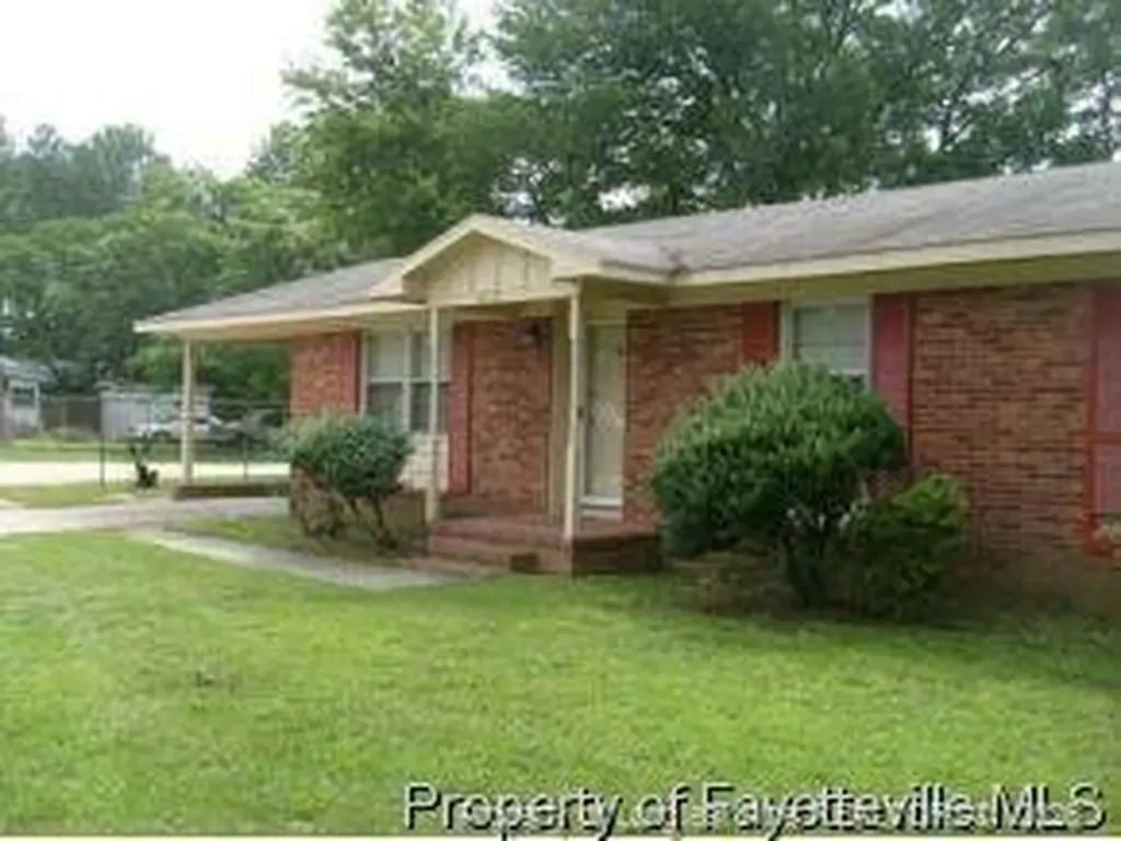 4912 Rosehill Road Fayetteville NC 28311