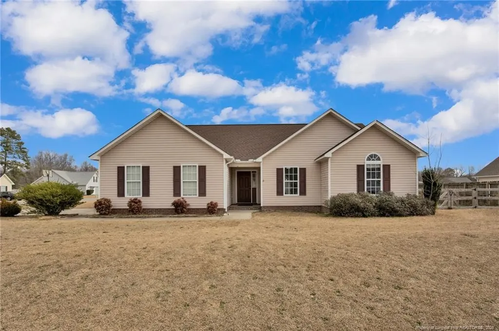160 Moorea Drive Raeford NC 28376